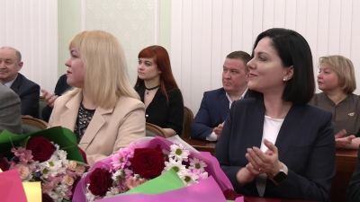 Марий Эл ТВ: Глава Марий Эл Юрий Зайцев поздравил журналистов с Днем печати