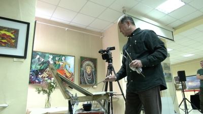 Акварелист Сергей Алдушкин провёл мастер-класс для учеников национальной гимназии искусств