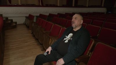 Марий Эл ТВ: Известному театральному режиссеру Василию Пектееву 70 лет