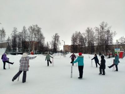 В Йошкар-Оле проходят бесплатные занятия по скандинавской ходьбе