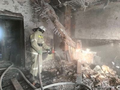 В Марий Эл на пожаре в заброшенной постройке погиб 65-летний мужчина