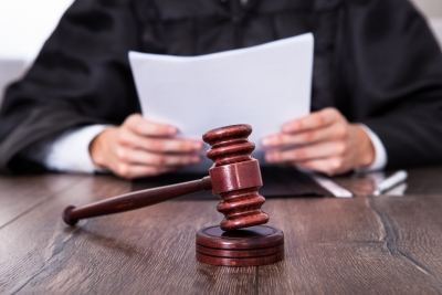 В Марий Эл за взятку осужден бывший сотрудник районной администрации