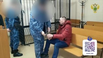 Сводка 112: угон с нападением, наезды на детей, подъездный вредитель