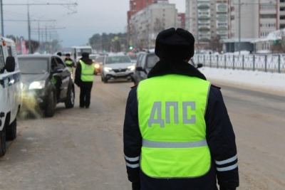 В предстоящие длинные выходные сотрудники ГИБДД проведут на дорогах Марий Эл массовые проверки