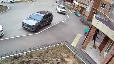 Сводка 112: 14-летний подросток надругался над 9-летней девочкой, мать дважды подожгла квартиру с детьми