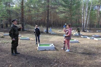 Судебные приставы Марий Эл навели порядок на воинском захоронении у посёлка Сурок