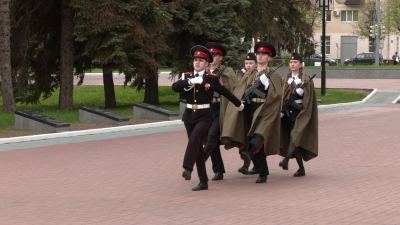Ученики Мари-Турекской школы встали на «Пост номер 1»