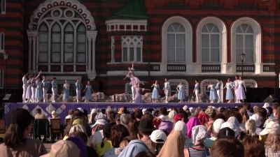 Балет «Лебединое озеро» открыл «Летние сезоны» театра им. Э.Сапаева