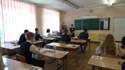 В Марий Эл выпускники сдали физику и обществознание