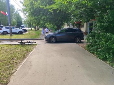 В Йошкар-Оле под колеса иномарки попала 8-летняя велосипедистка