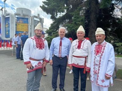 Сенатор Сергей Мартынов посетил «Пеледыш пайрем» в Йошкар-Оле 