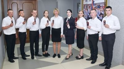 В Марий Эл молодым сотрудникам вручили первые офицерские погоны
