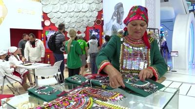 На выставке «Россия» показали марийскую вышивку