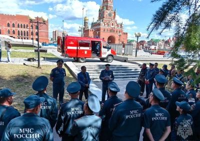 В Йошкар-Оле тушили условный пожар на сцене театра