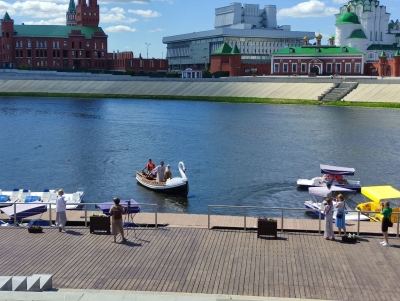 В Йошкар-Оле в День семьи встретили Петра и Февронию