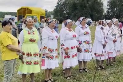 Марий Эл ТВ: Республикыштына икымше гана марий йӱла дене кылдалтше регион-влак кокласе «Семык» фестиваль эрта