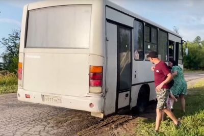 МАРИЙ ЭЛ ТВ: Республикыште автобус остановко-влакым уэмден вераҥдат