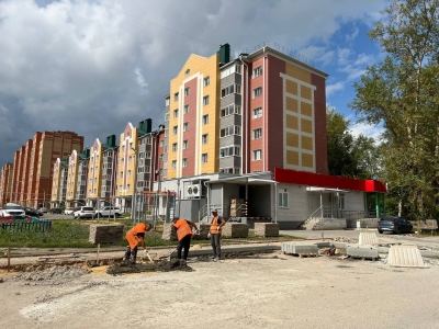 В Йошкар-Оле заменяют дорожное покрытие на улице Садовая