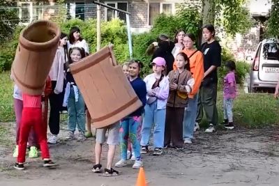 Во дворах Йошкар-Олы продолжается спортивный праздник