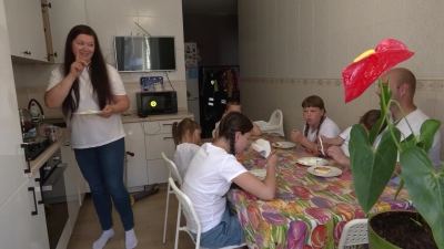 Около 4000 жителей Марий Эл оформили новые удостоверения многодетной семьи