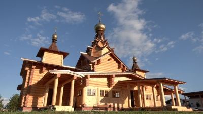 Глава Марий Эл посетил в Волжске «Родину» и новый храм в Мамасево