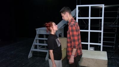 Марий Эл ТВ: Марий самырык театр «Серафима» спектакльым шынден