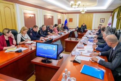 Корно туткарын профилактикыжлан пӧлеклалтше совещанийым Правительстве пӧртыштӧ эртареныт