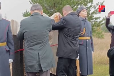 В Ленинградской области открыли памятную стелу уроженцам Марий Эл, участвовавшим в битве за Ленинград