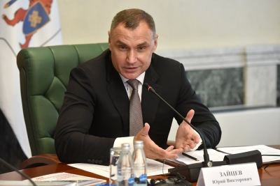 Глава Марий Эл отметил труд работников сферы образования и врачей