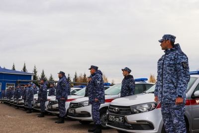 Йошкар-Олаште Росгвардийын пашаеҥыштлан у служебный машина-влак деч сравочым кучыктеныт