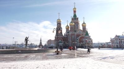 Ежедневно на улицы Йошкар-Олы выходит порядка 20 единиц снегоуборочной техники
