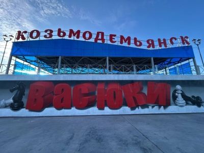 Пассажирский причал в Козьмодемьянске украсили муралами
