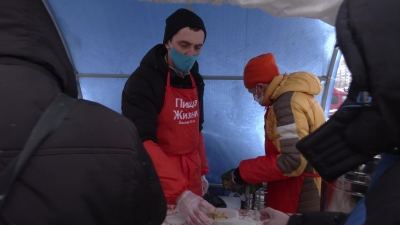 Волонтеры «Пищи жизни» бесплатно кормят нуждающихся в Йошкар-Оле