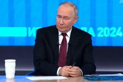Владимир Путин отметил нехватку специалистов в сфере здравоохранения