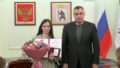 Глава Марий Эл вручил премии имени Олыка Ипая