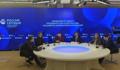 Политологи ЭИСИ: «Говорить о реальных изменениях в отношениях между Россией и США - преждевременно»