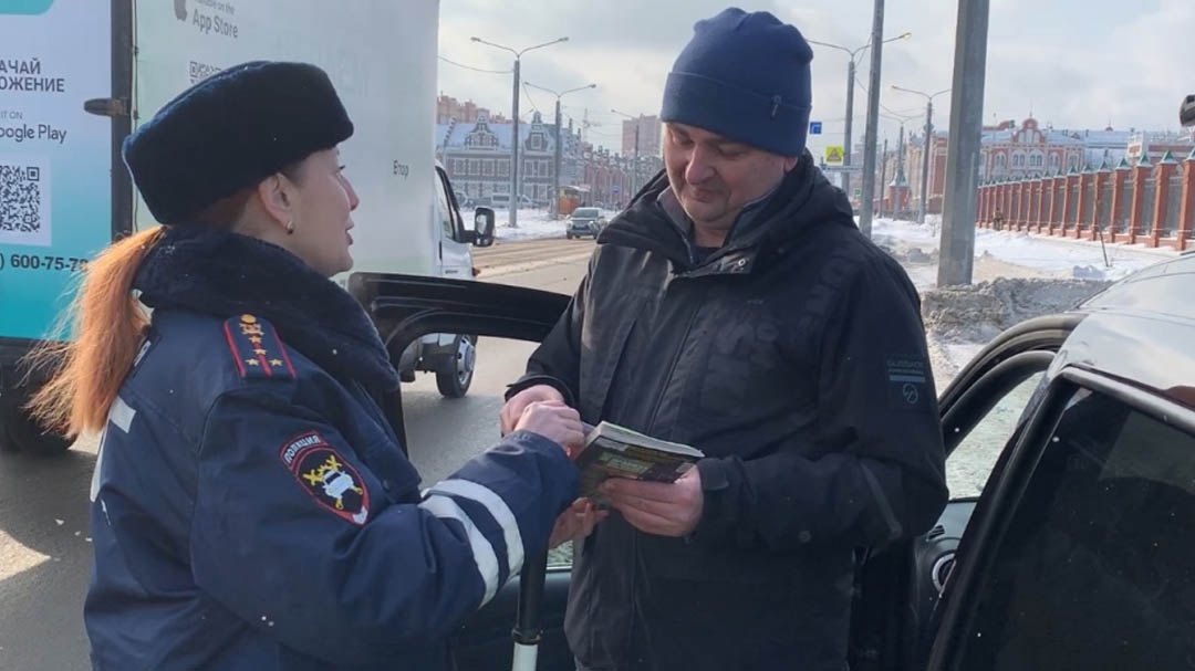 В преддверии Дня защитника Отечества на дорогах Марий Эл прошла тематическая акция