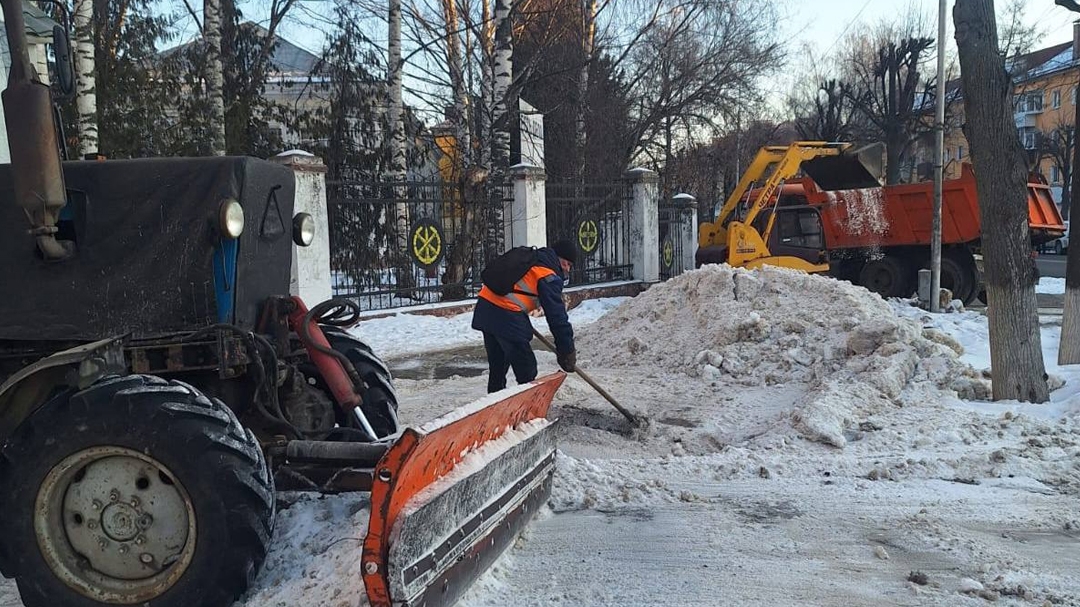 С начала зимнего сезона с улиц Йошкар-Олы вывезли 95 тысяч кубов снега