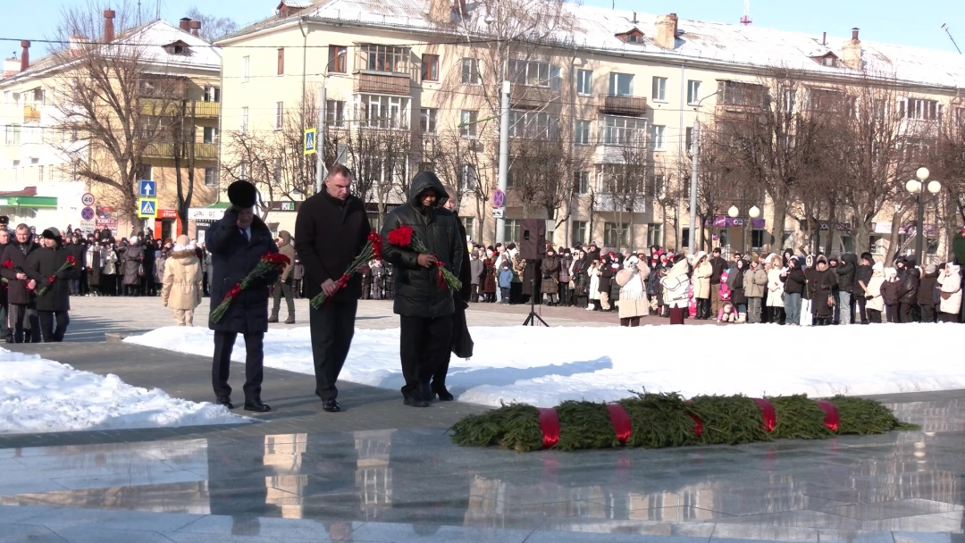 В Йошкар-Оле памятным митингом отметили 23 февраля