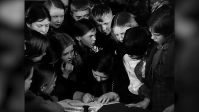 Кугу Сеҥымашлан пӧлеклалтеш программе:  МАССР-ыште илыше-влакын фронтлан полышышт
