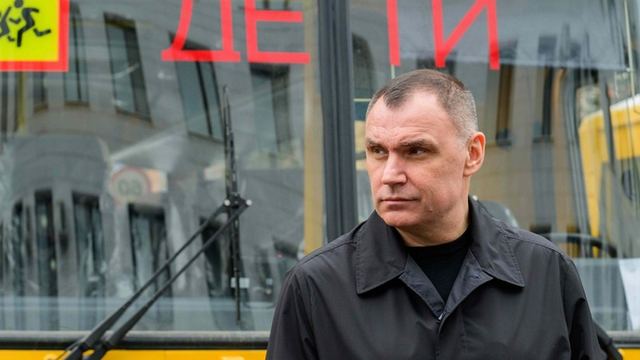 Глава Марий Эл вручил ключи от новых школьных автобусов
