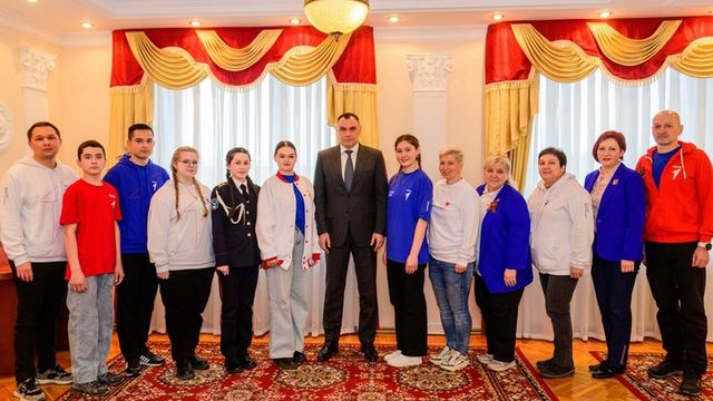 Глава Марий Эл встретился с представителями «Движения первых»