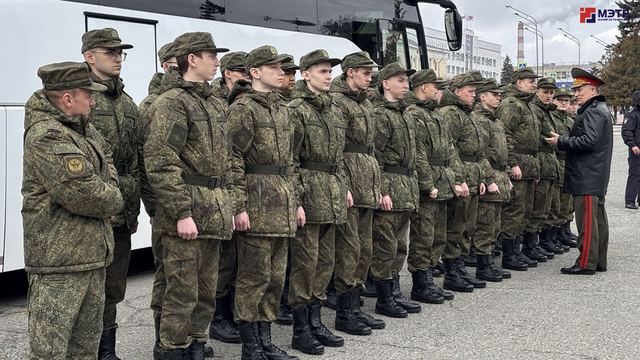 Из Йошкар-Олы на военную службу отправилась первая команда новобранцев