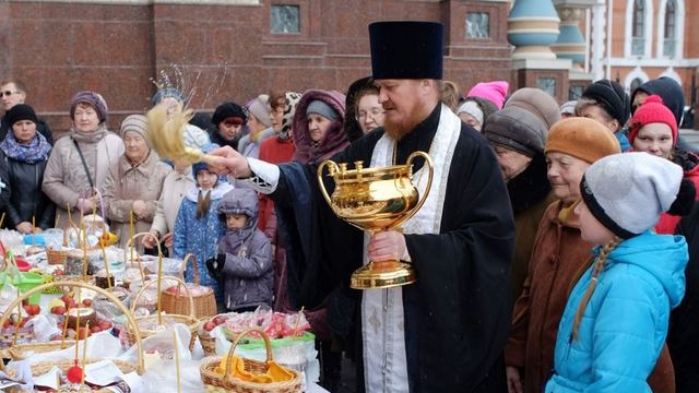 В субботу в храмах Йошкар-Олы будут освящать куличи и яйца