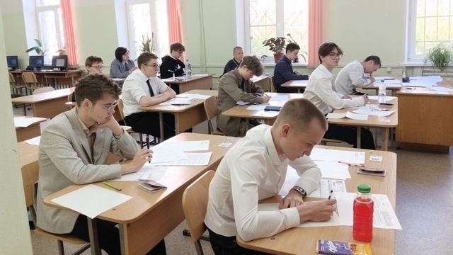 В Рособрнадзоре предупредили о мошенничестве с фейковыми ответами на ЕГЭ и ОГЭ