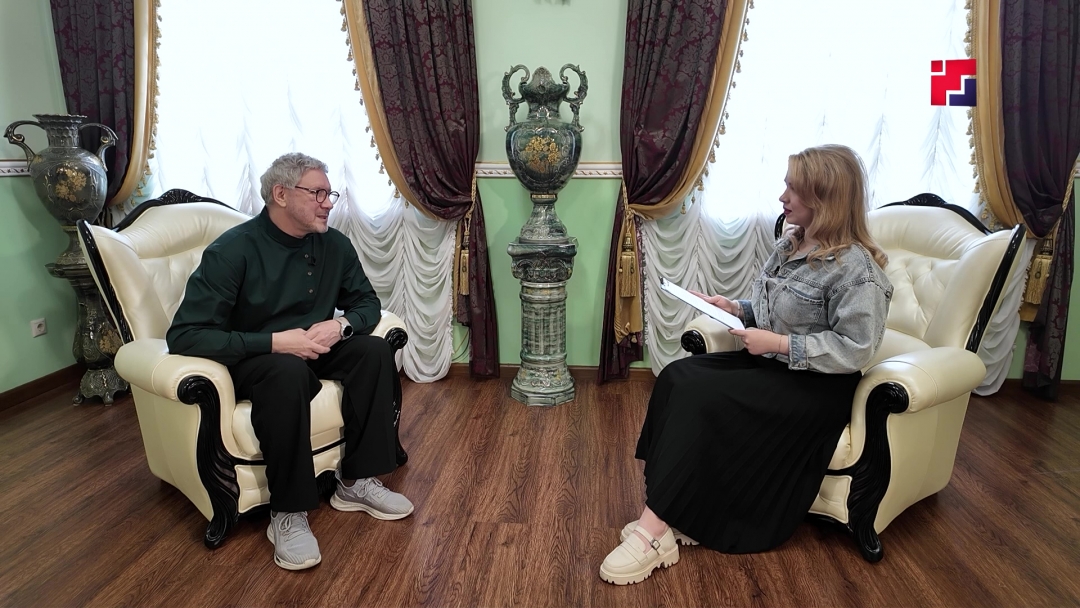 Интервью с художественным руководителем Севастопольского театра им. Луначарского Григорием Лифановым