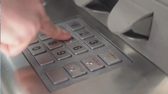 В Марий Эл школьник перевёл мошенникам почти 1,5 миллиона рублей с банковских счетов своей мамы