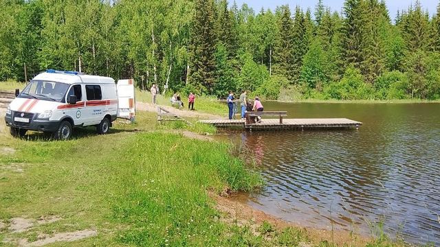 В Марий Эл водолазы обнаружили тело мужчины в пруду