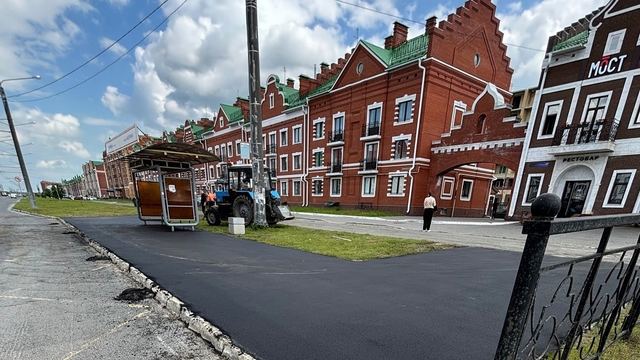 В Йошкар-Оле обновляют площадки остановочных павильонов