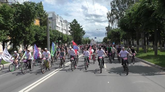 В Йошкар-Оле прошёл велопарад «Эвелин-2025»